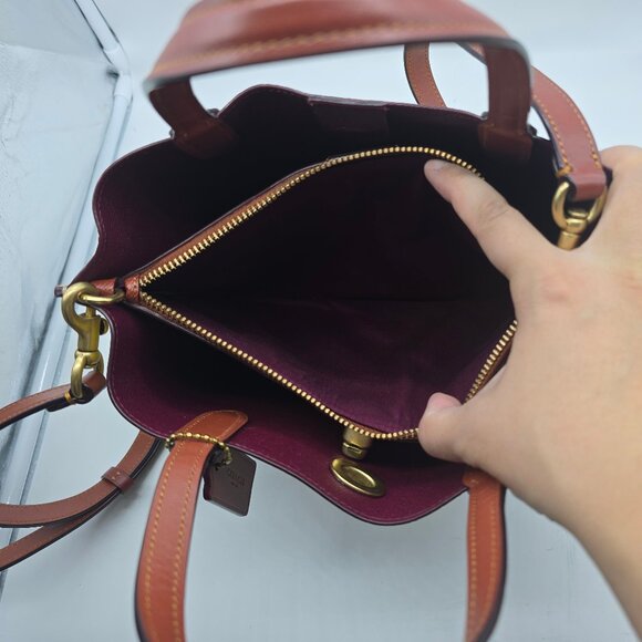 Coach Willow Tote 24 in Signature Canvas with Floral Print C9721 Tan Rust Multi - Picture 7 of 8